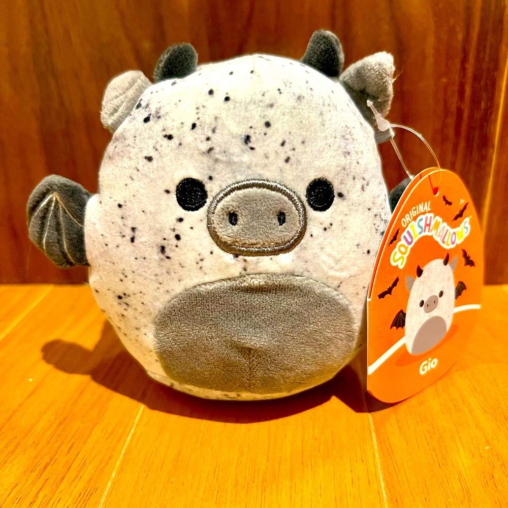 Gio Squishmallow NWT